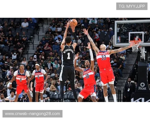 马刺文班亚马增肌20磅篮下命中率提升12% 对抗数据全面解析